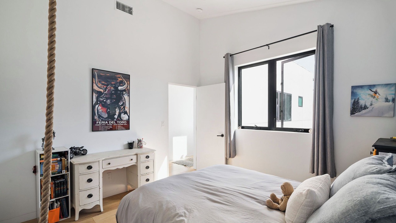 Photo of Bedroom in Culver - West