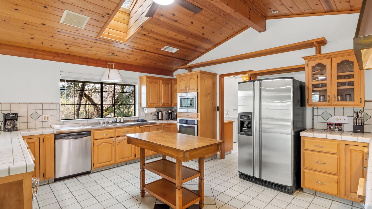 Photo of Kitchen in Ahwahnee