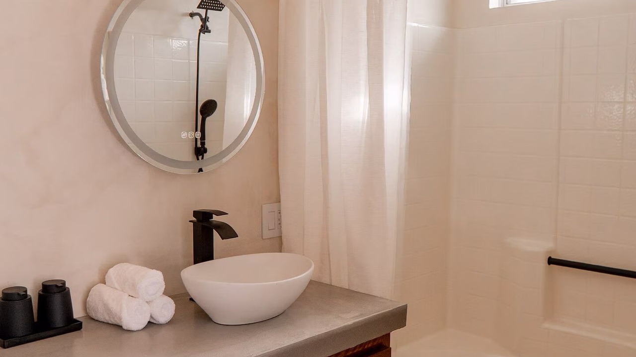 Photo of Bathroom in Moreno Valley