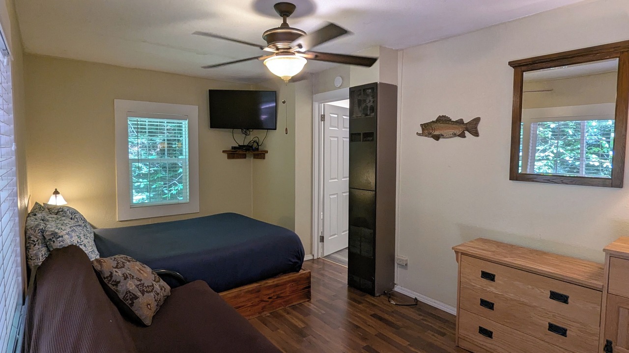 Photo of Bedroom in Klamath