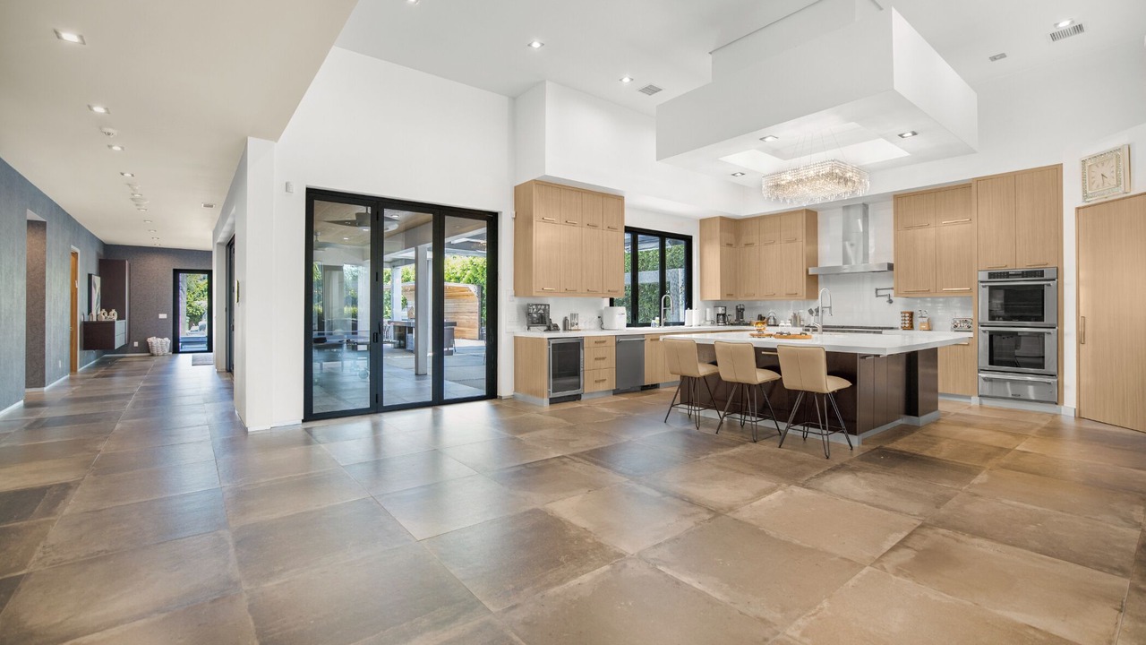 Photo of Kitchen in Encino