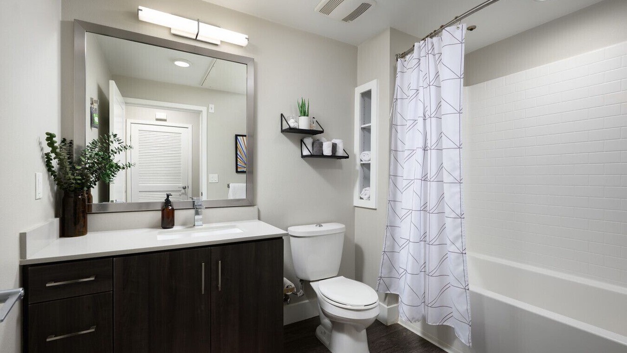 Photo of Bathroom in Orange