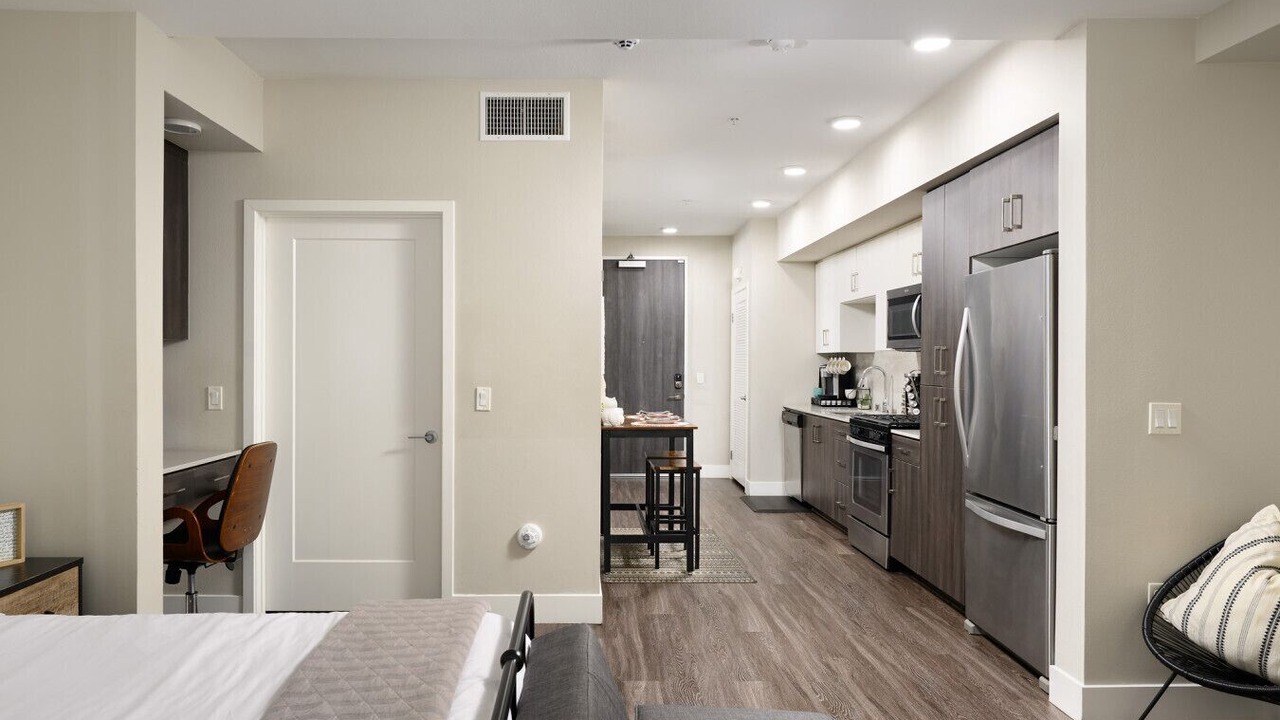 Photo of Bedroom in Orange