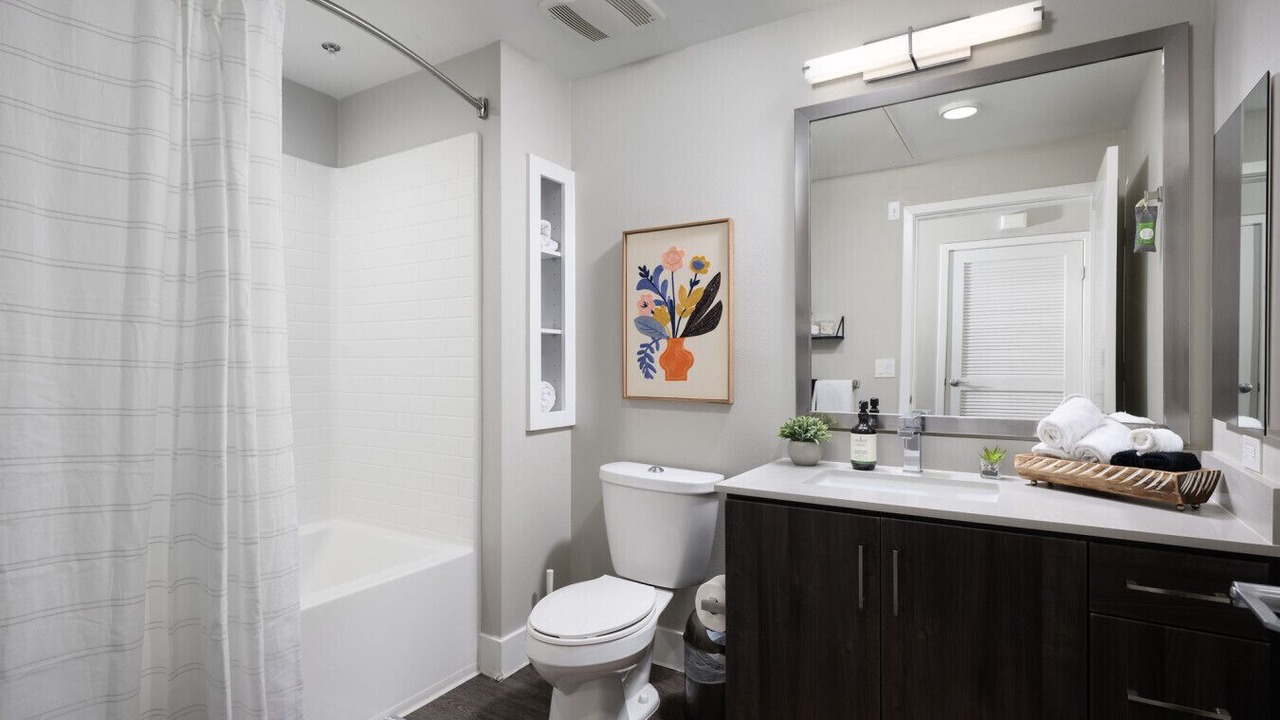 Photo of Bathroom in Orange