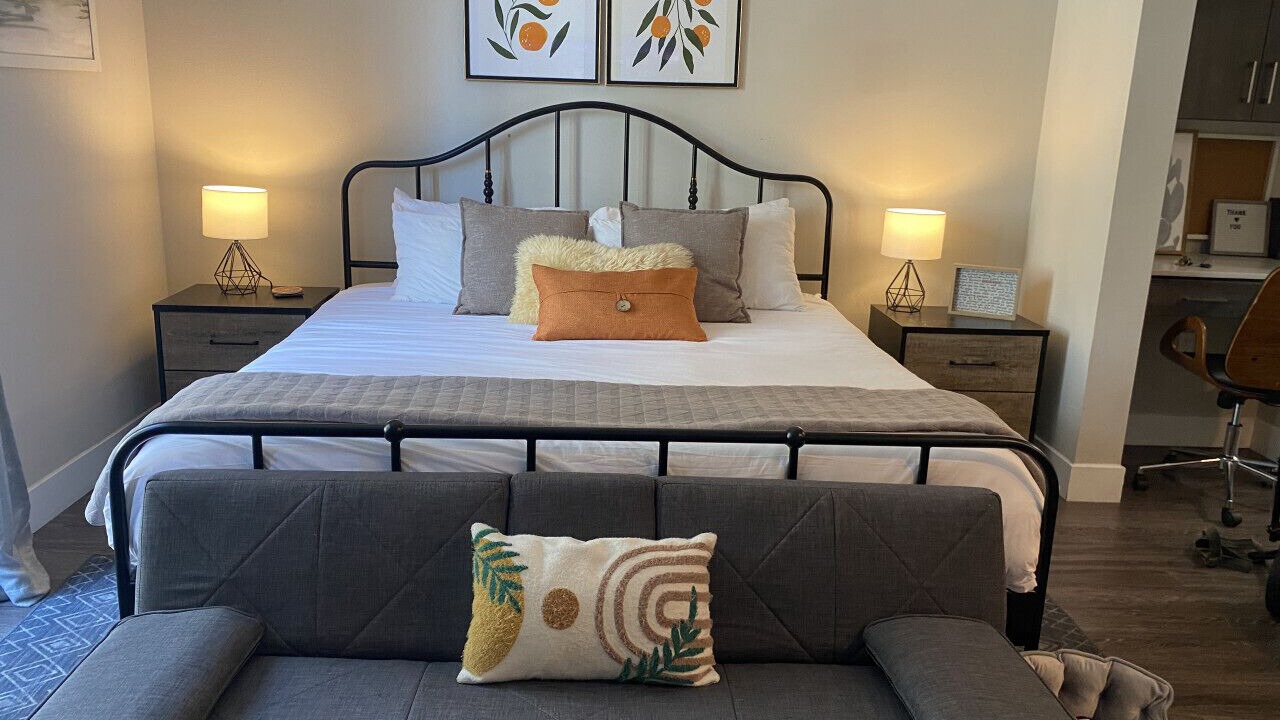 Photo of Bedroom in Orange