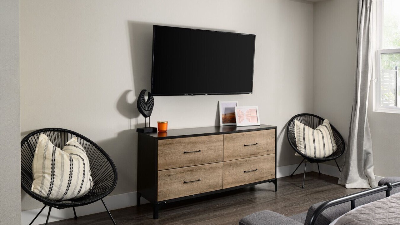 Photo of Bedroom in Orange