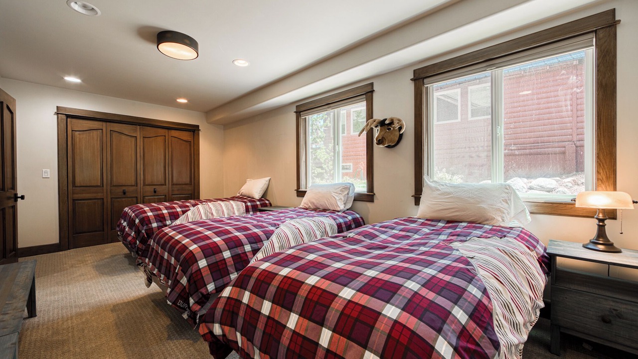 Photo of Bedroom in Meeks Bay
