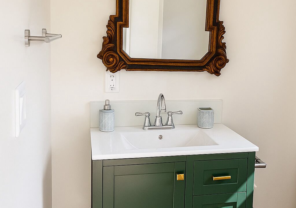 Photo of Bathroom in Park Mesa Heights