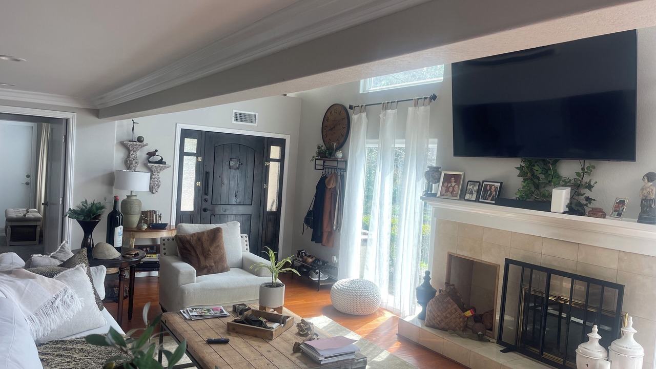 Photo of Livingroom in Lake Forest