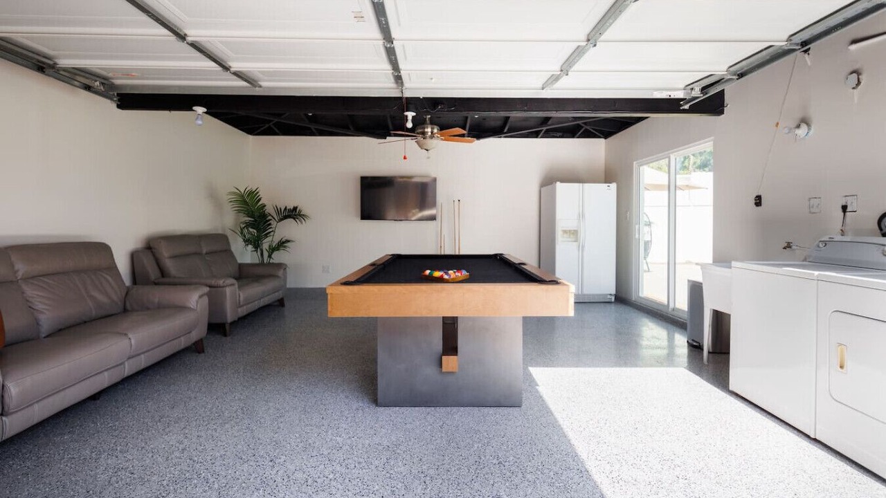 Photo of Livingroom in Los Altos
