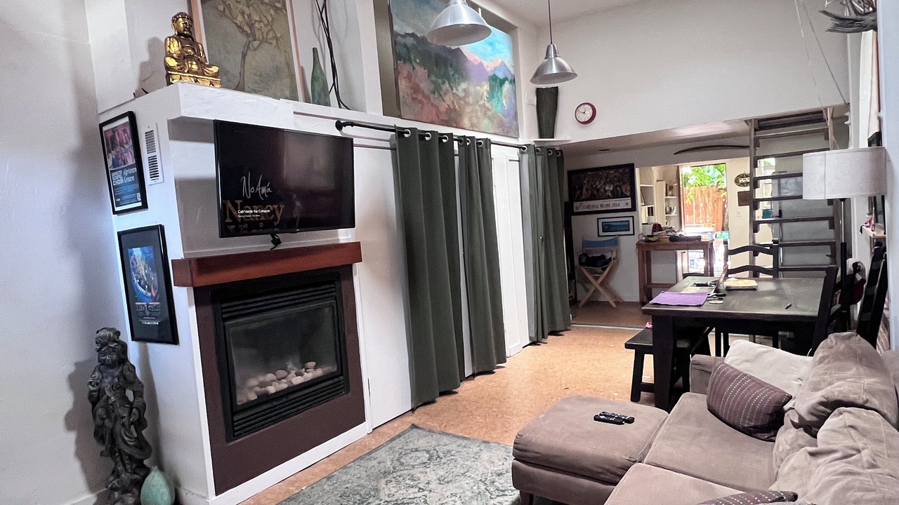 Photo of Livingroom in San Anselmo