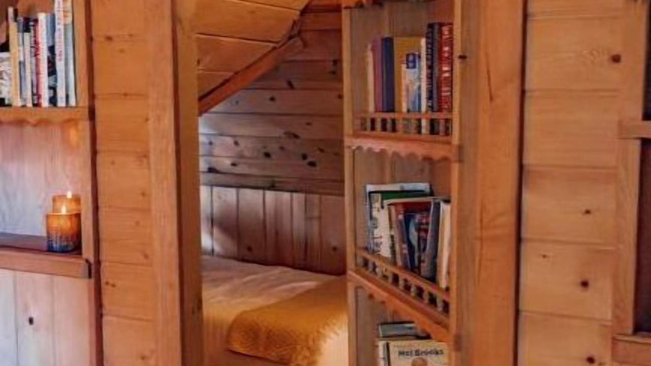 Photo of Bedroom in Arrowhead Villas