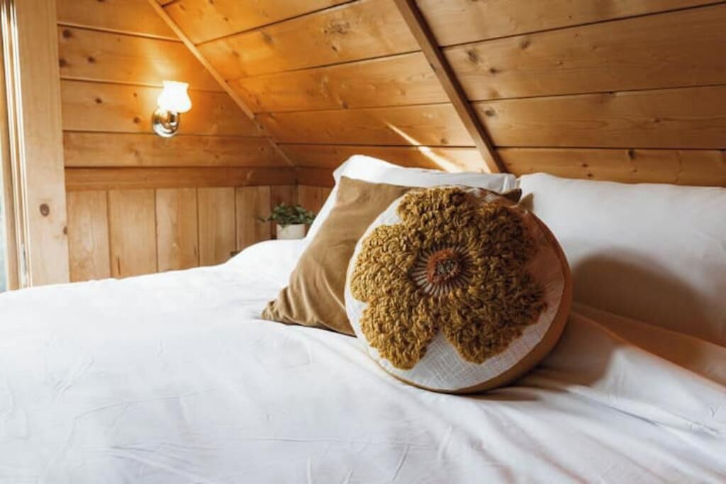 Photo of Bedroom in Arrowhead Villas