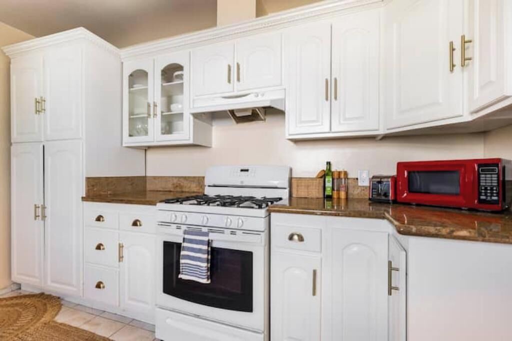 Photo of Kitchen in Harbor Gateway North