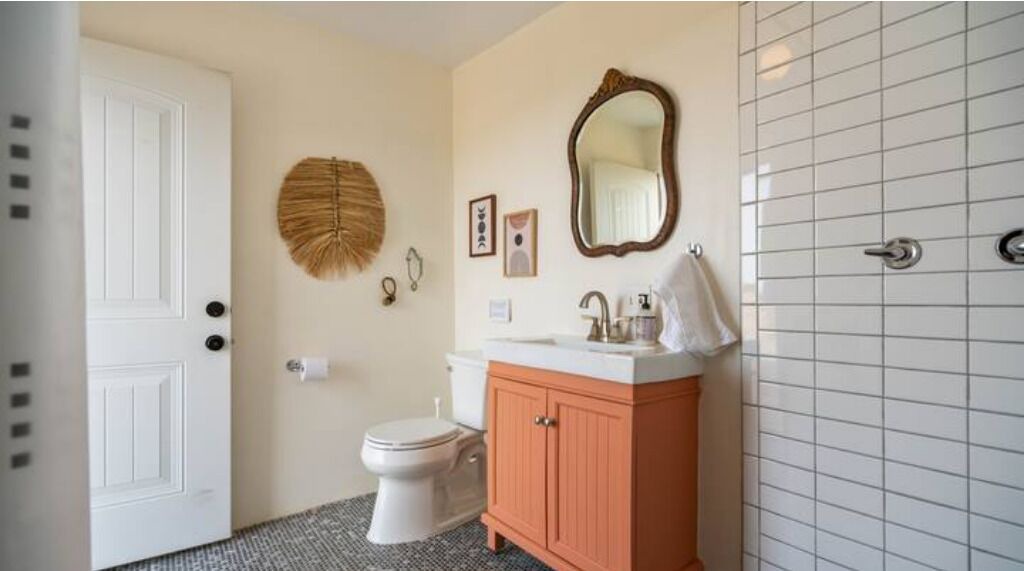 Photo of Bathroom in Inland Empire