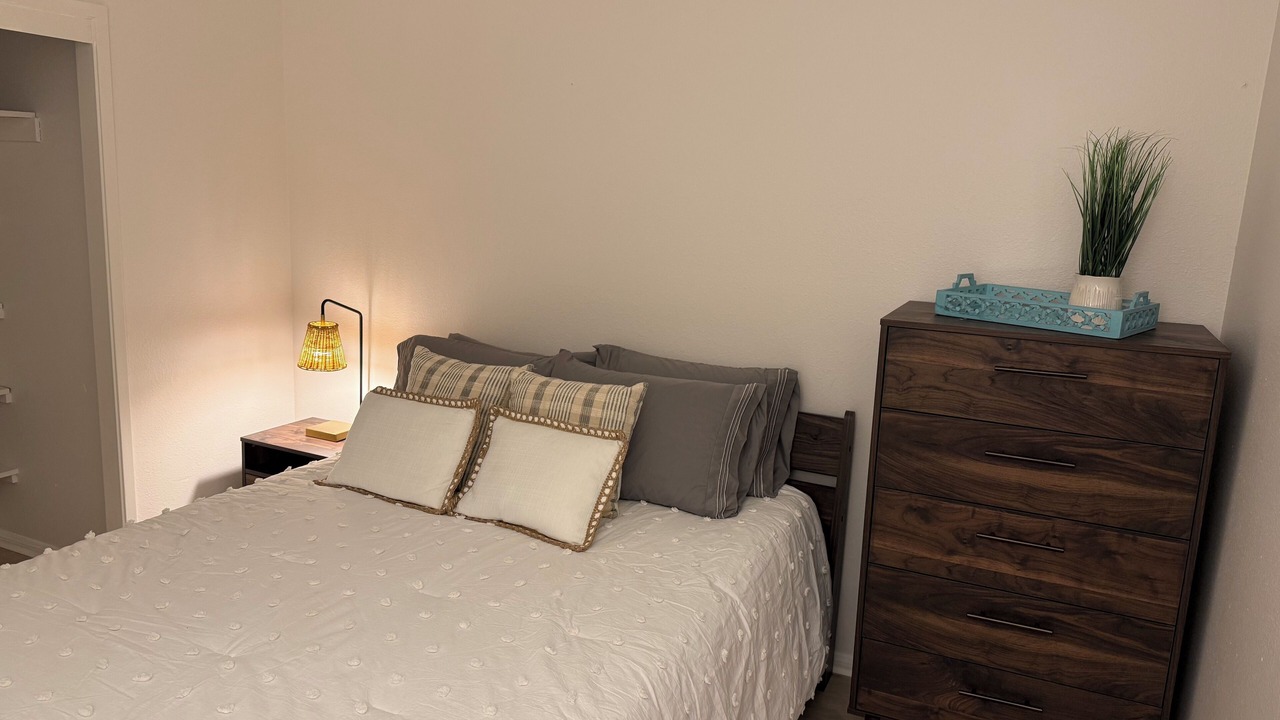 Photo of Bedroom in Rancho Penasquitos
