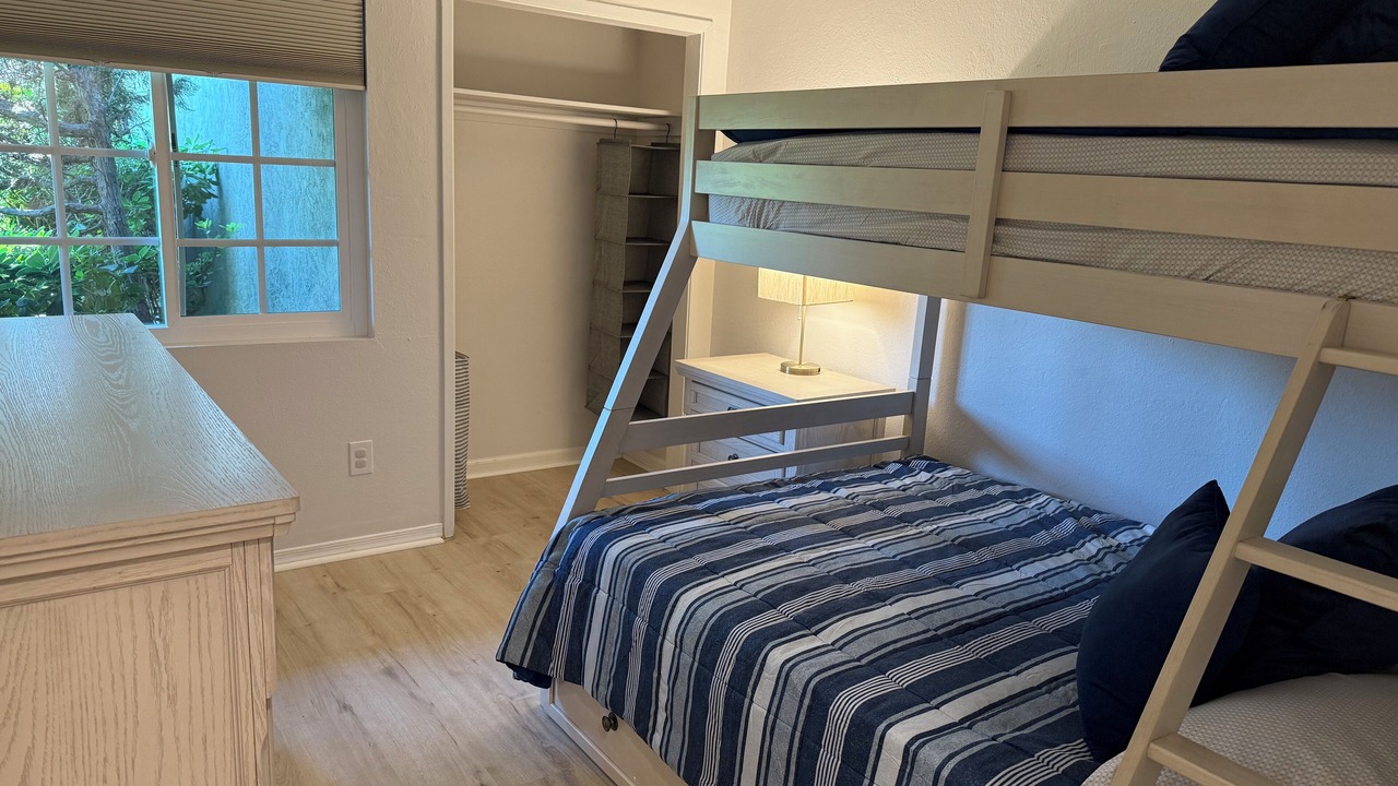 Photo of Bedroom in Rancho Penasquitos