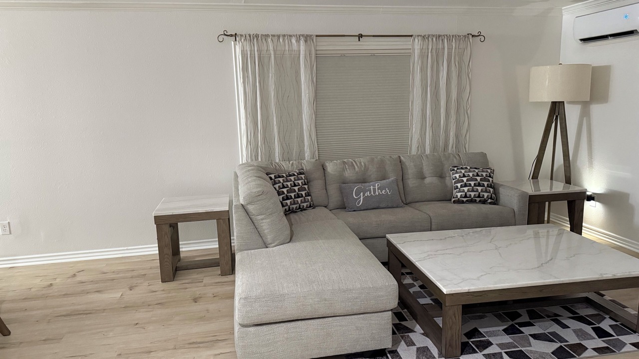 Photo of Livingroom in Rancho Penasquitos