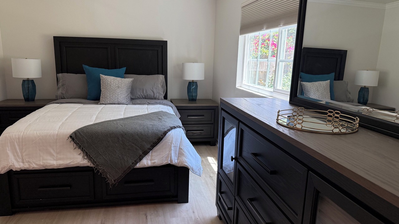 Photo of Bedroom in Rancho Penasquitos
