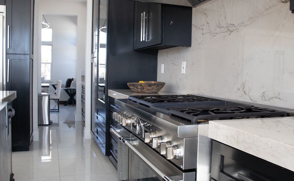 Photo of Kitchen in Estates at Canyon Crest
