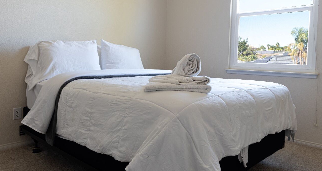 Photo of Bedroom in Estates at Canyon Crest