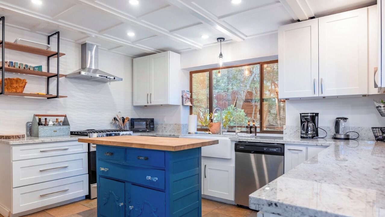Photo of Kitchen in Lake Arrowhead