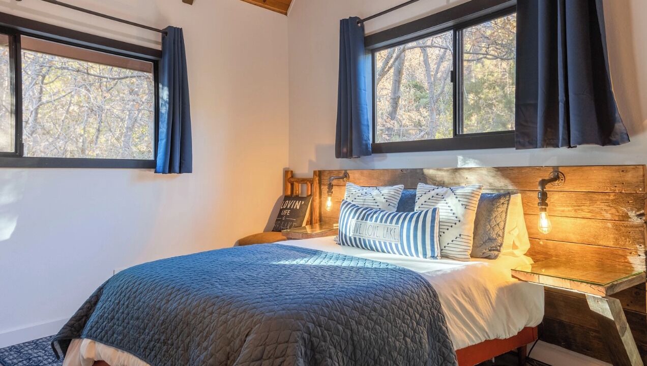 Photo of Bedroom in Lake Arrowhead