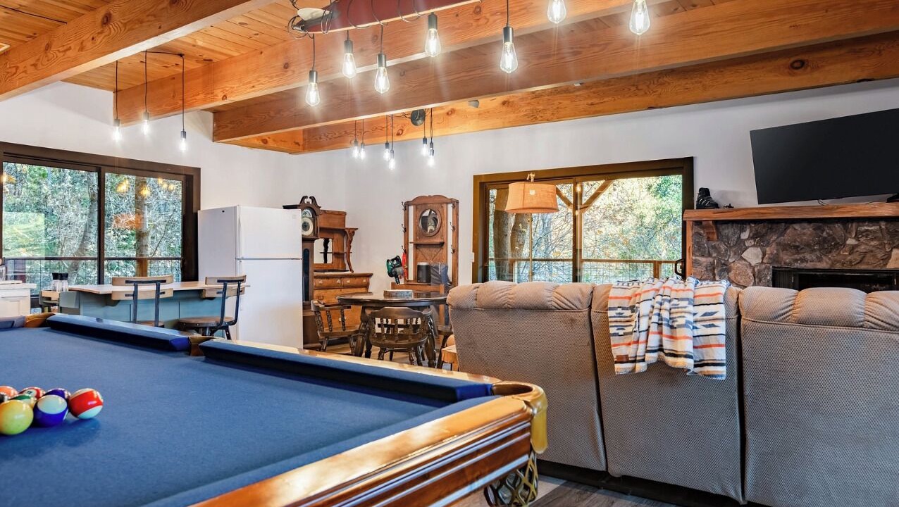 Photo of Bedroom in Lake Arrowhead