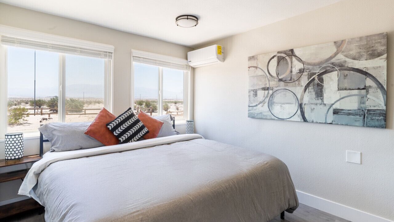 Photo of Bedroom in Wonder Valley