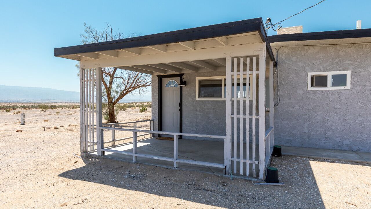 Photo of Patio Balcony in Wonder Valley