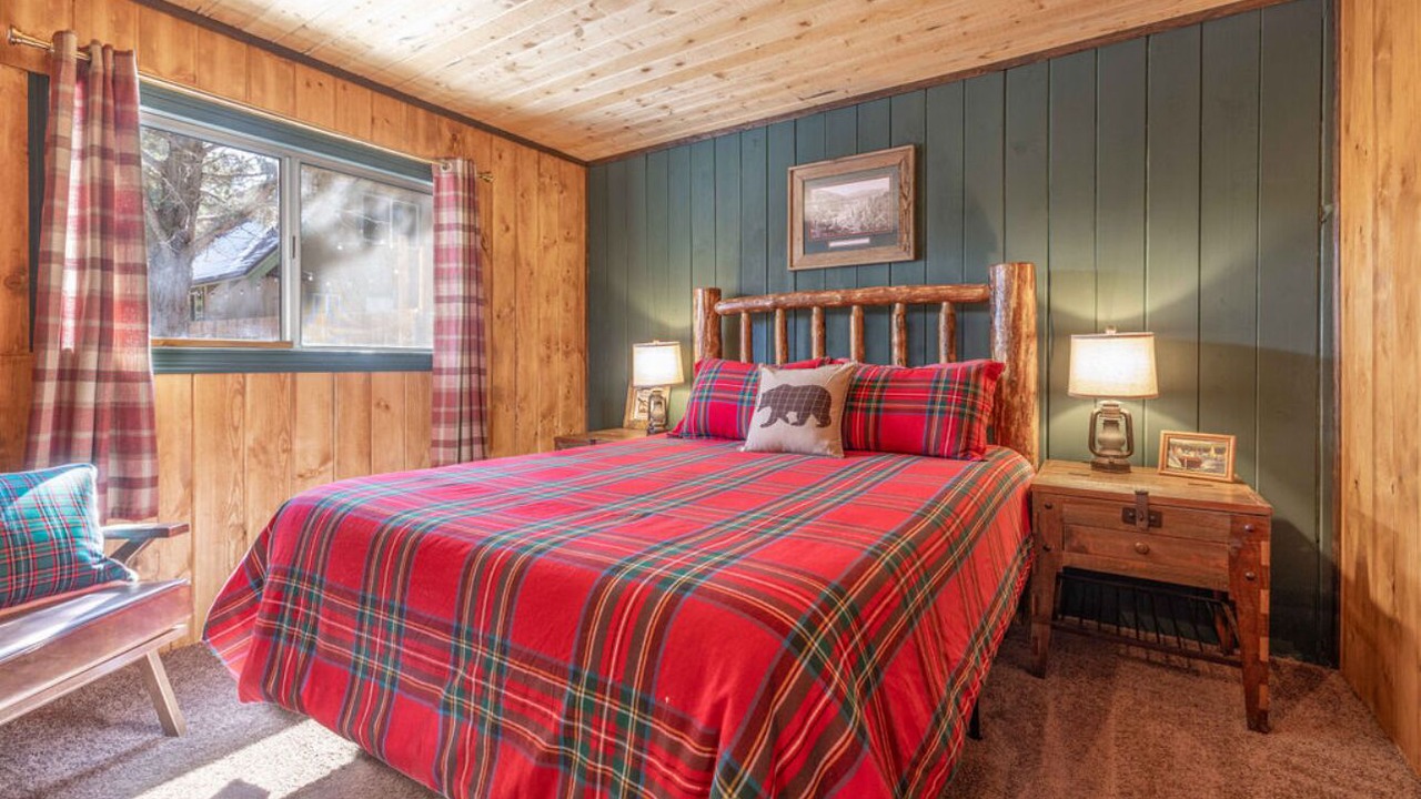 Photo of Bedroom in Woodlands