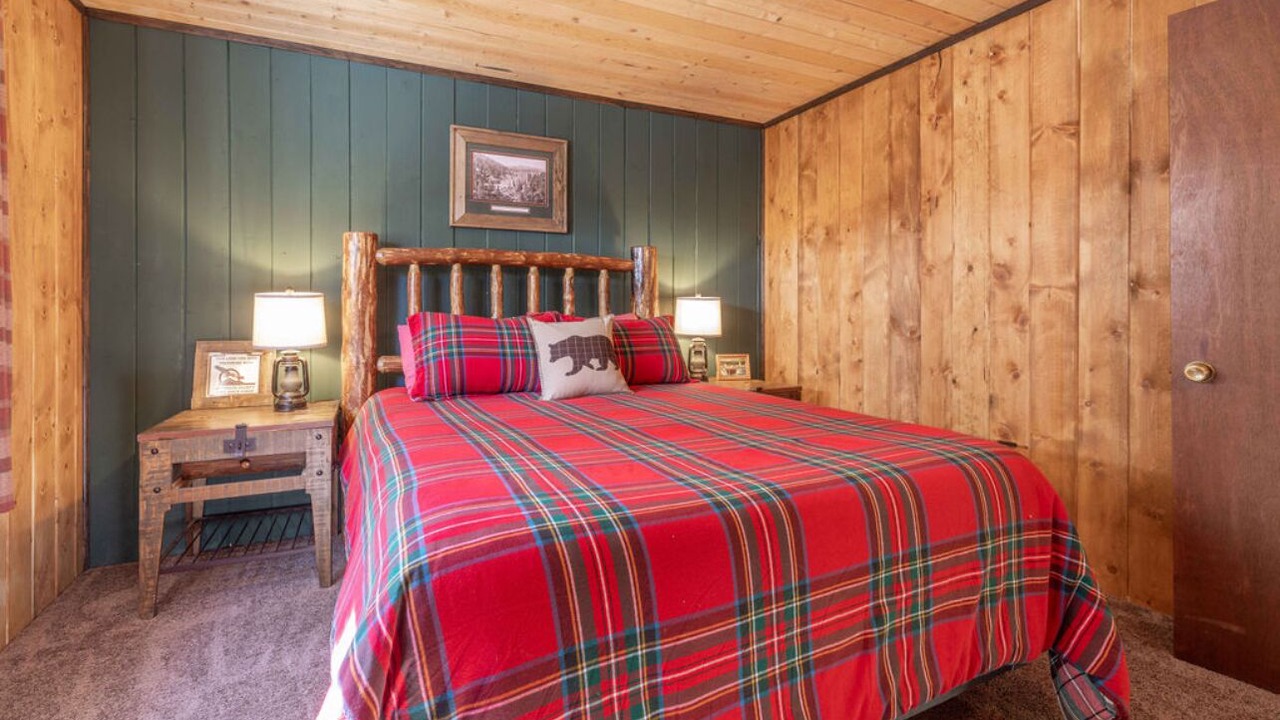 Photo of Bedroom in Woodlands