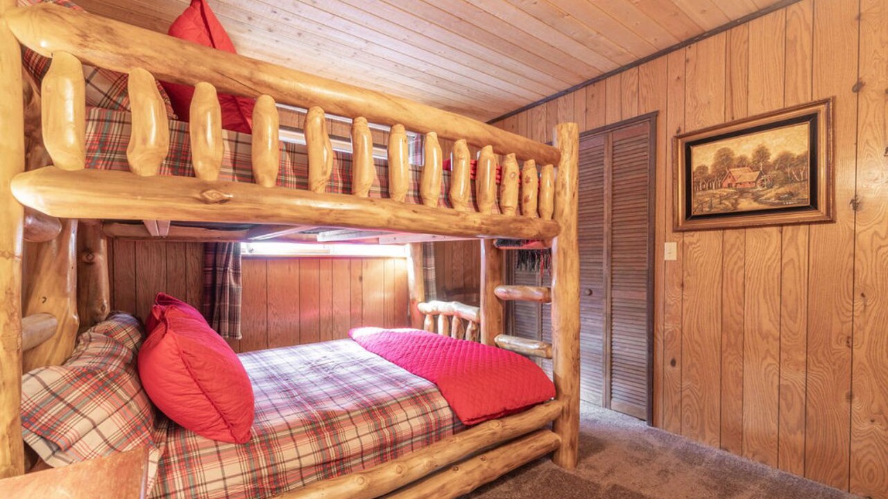 Photo of Bedroom in Woodlands