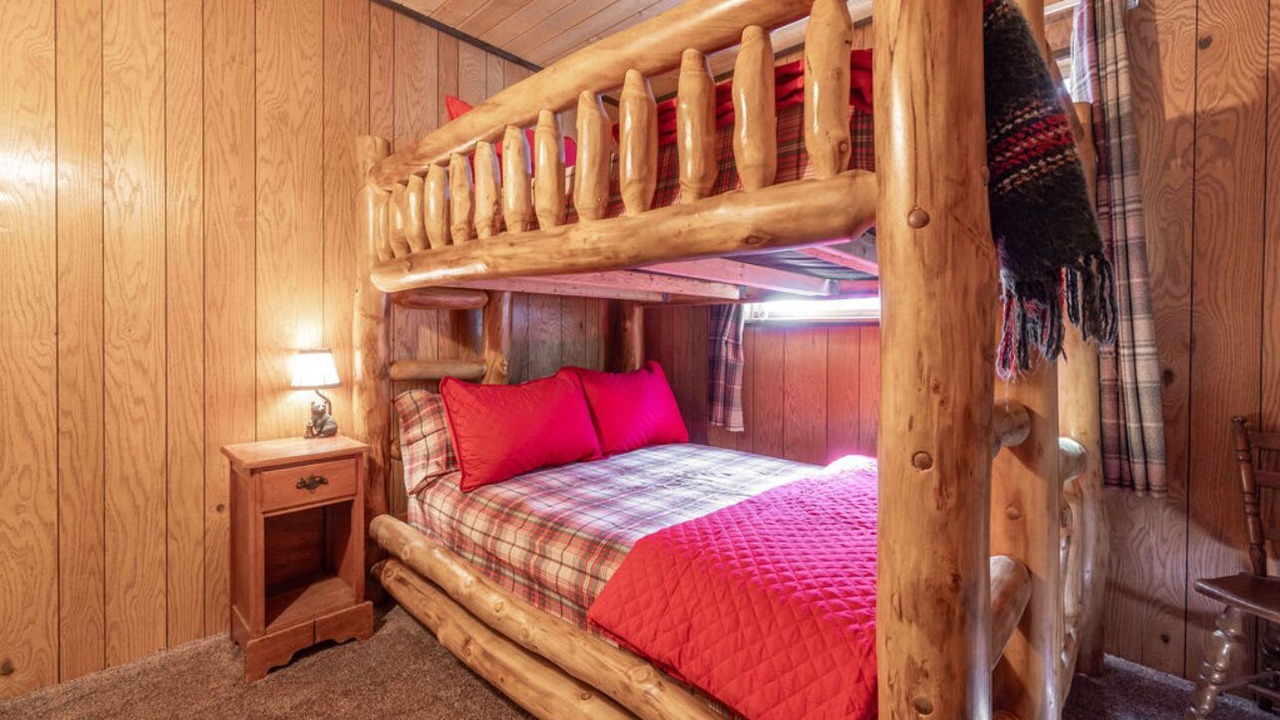 Photo of Bedroom in Woodlands
