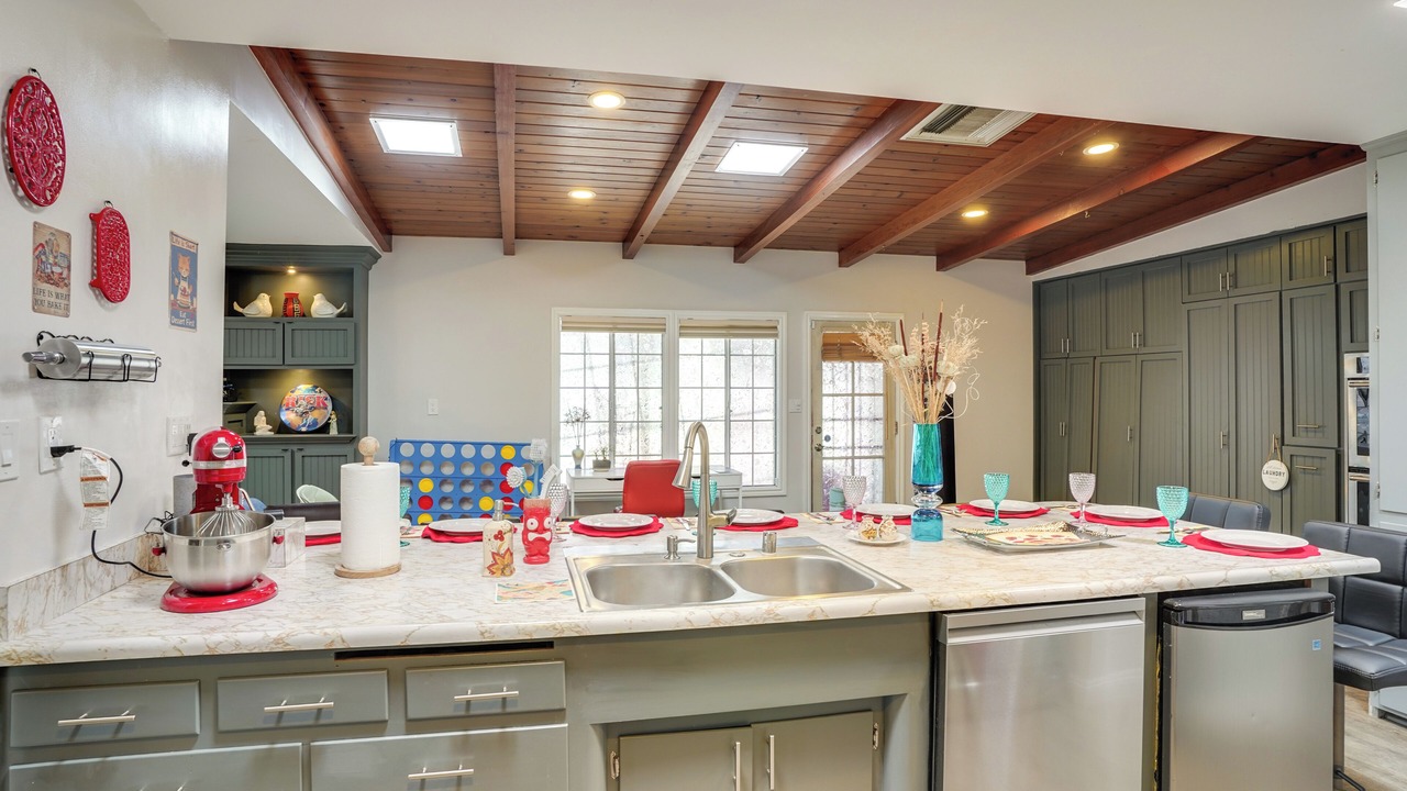 Photo of Kitchen in Harbor
