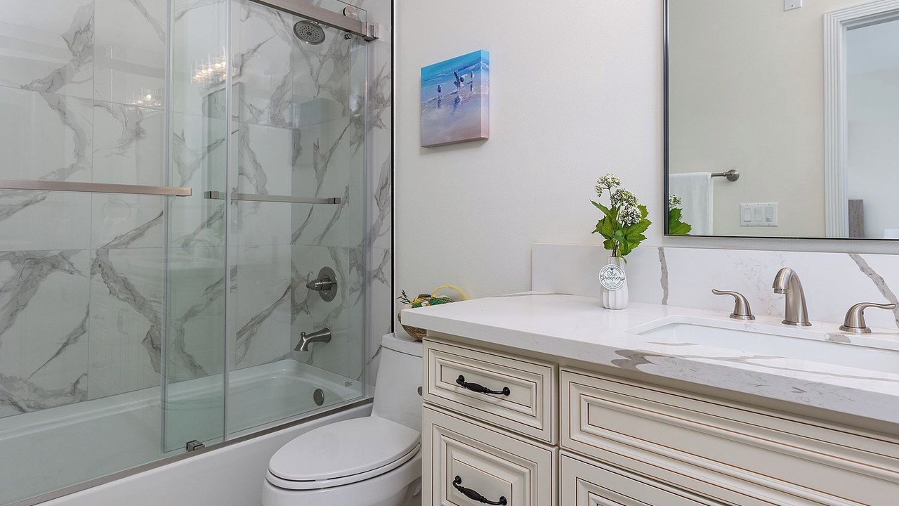 Photo of Bathroom in Mid Central