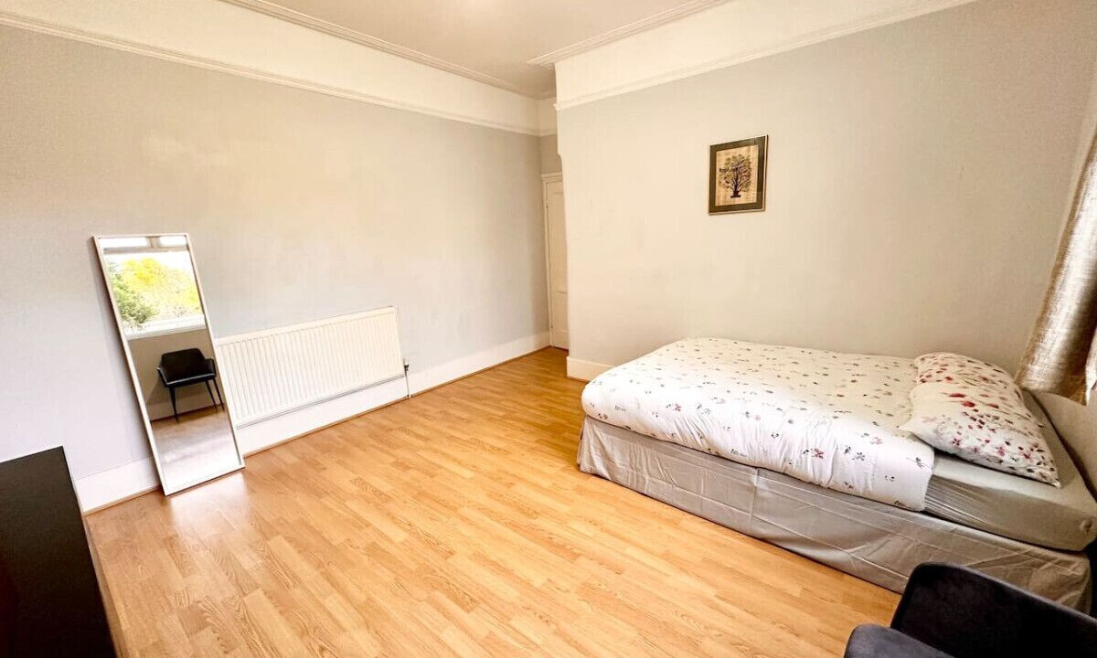 Photo of Bedroom in Ladywell