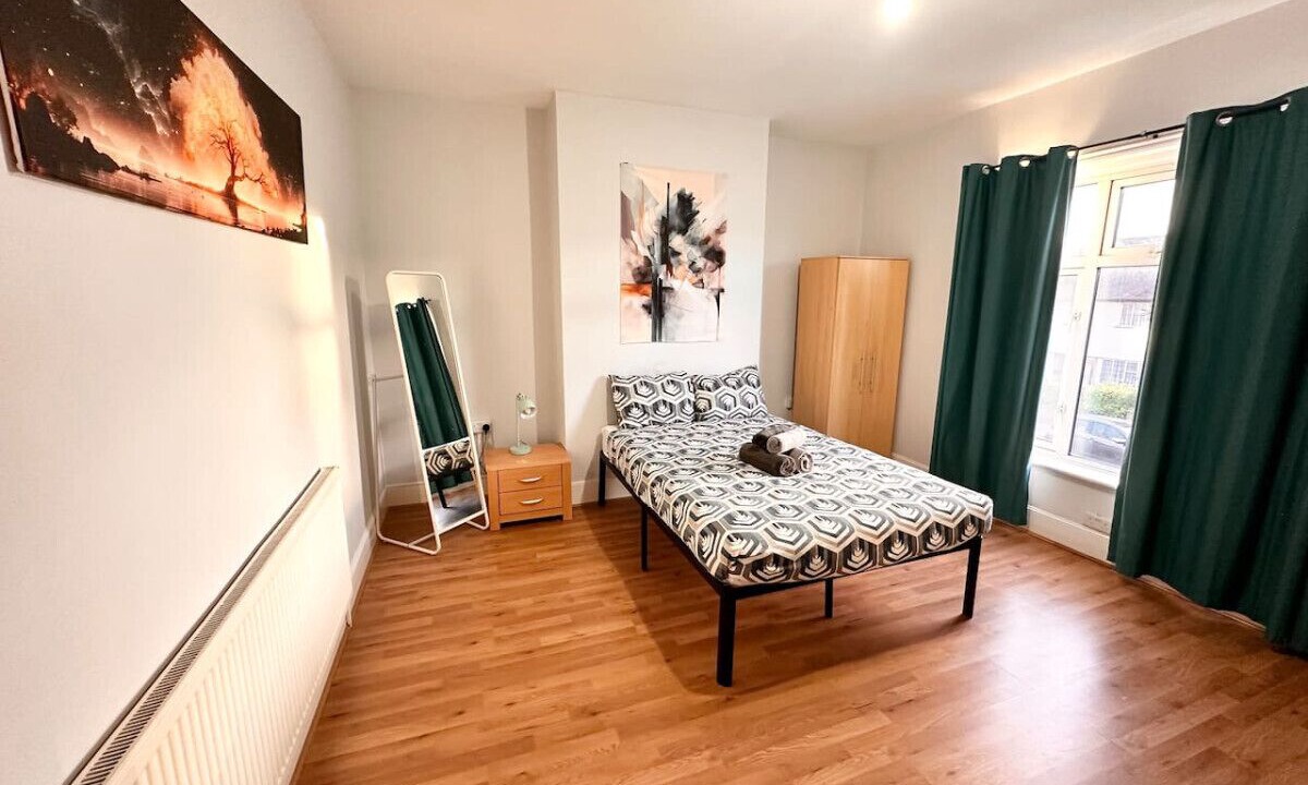 Photo of Bedroom in Ladywell