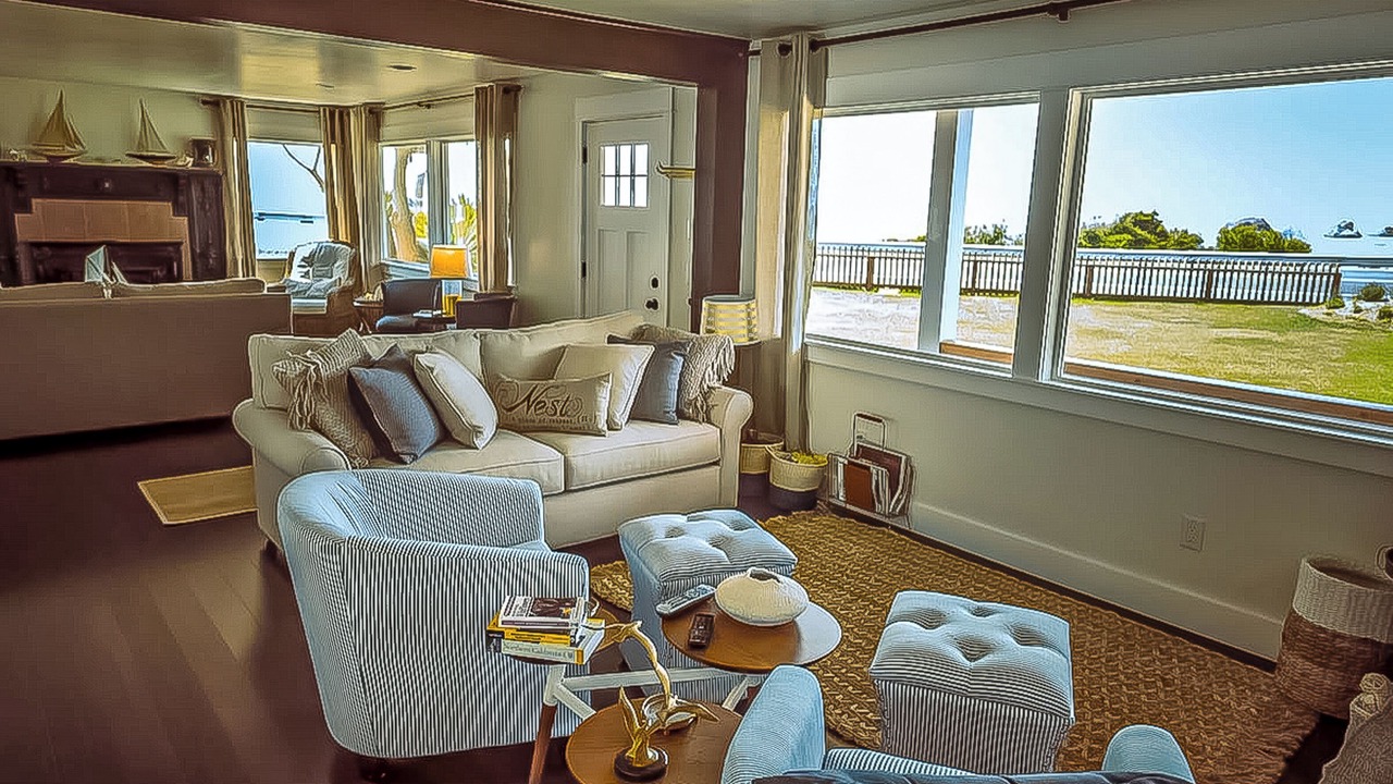 Photo of Livingroom in Crescent City North
