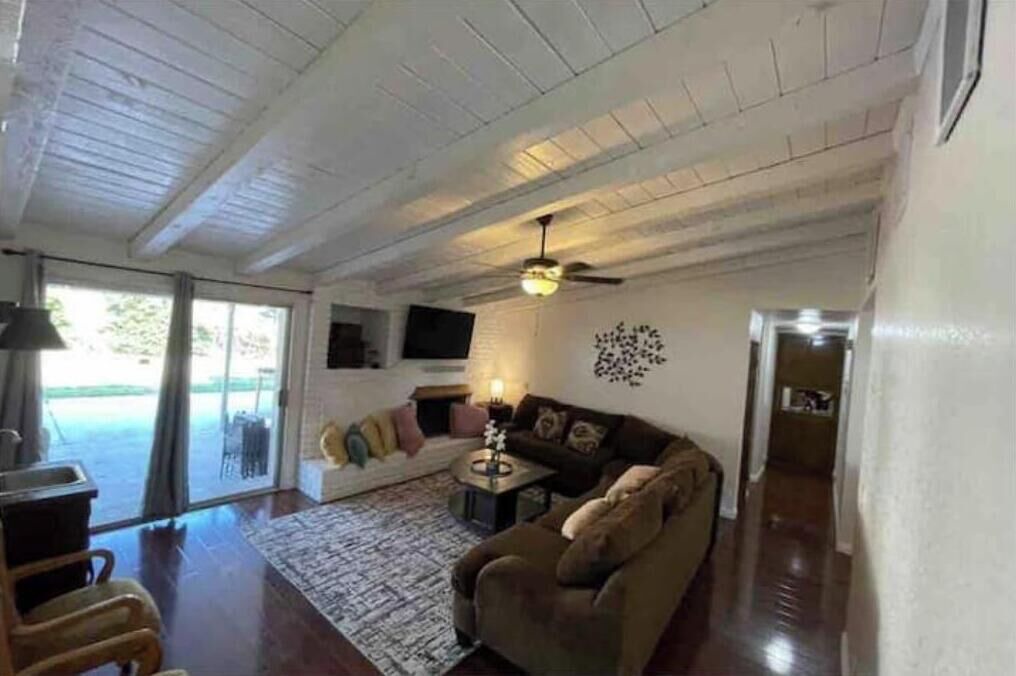 Photo of Livingroom in Riverside