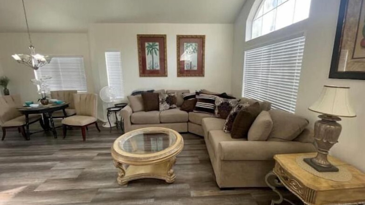 Photo of Livingroom in Rubidoux