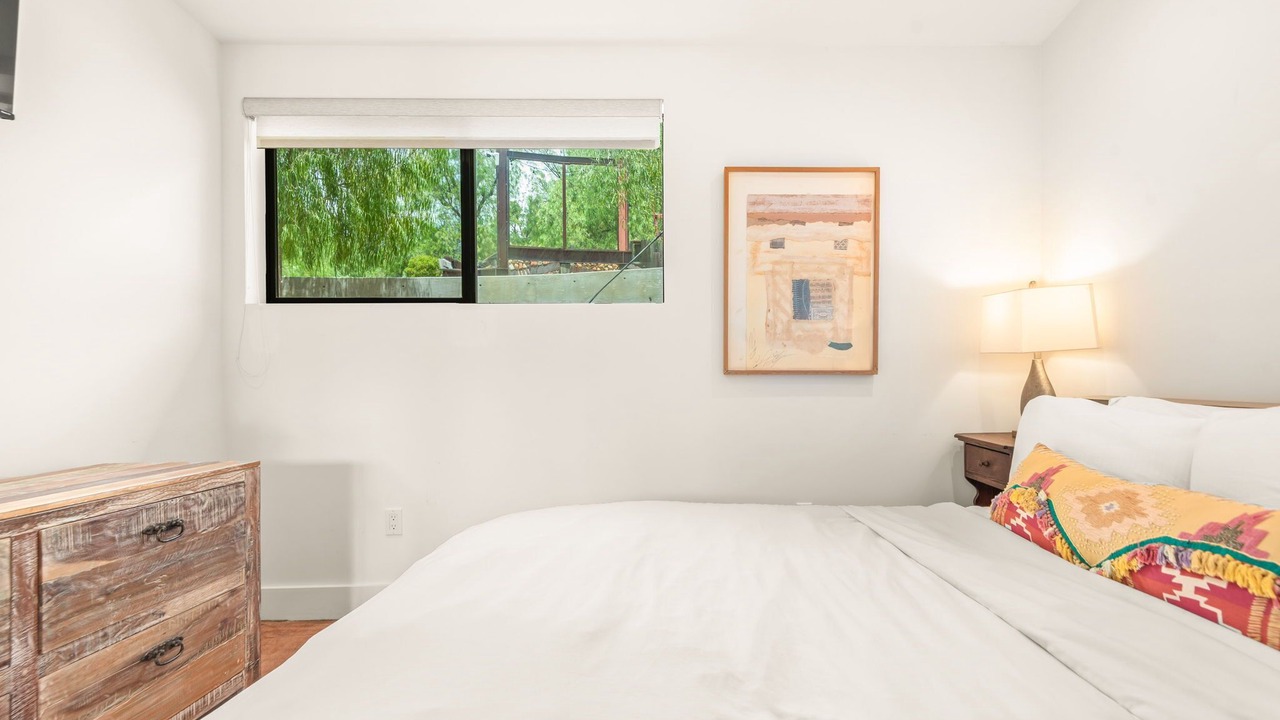 Photo of Bedroom in Agoura Hills