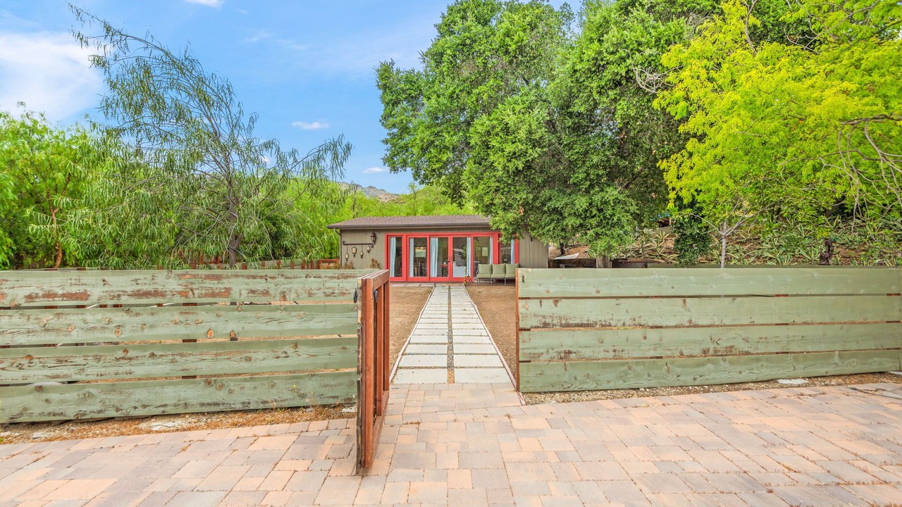 Photo of Outdoor in Agoura Hills
