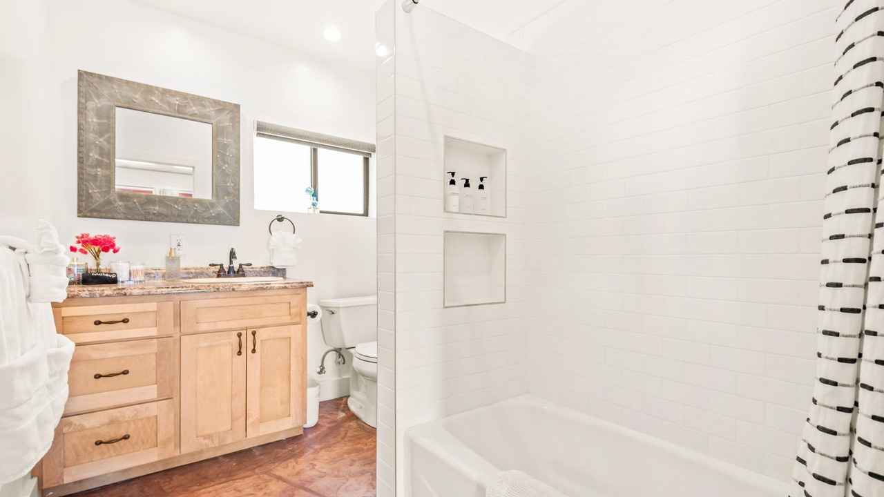 Photo of Bathroom in Agoura Hills