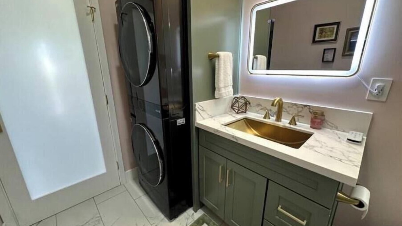 Photo of Bathroom in Eagle Rock