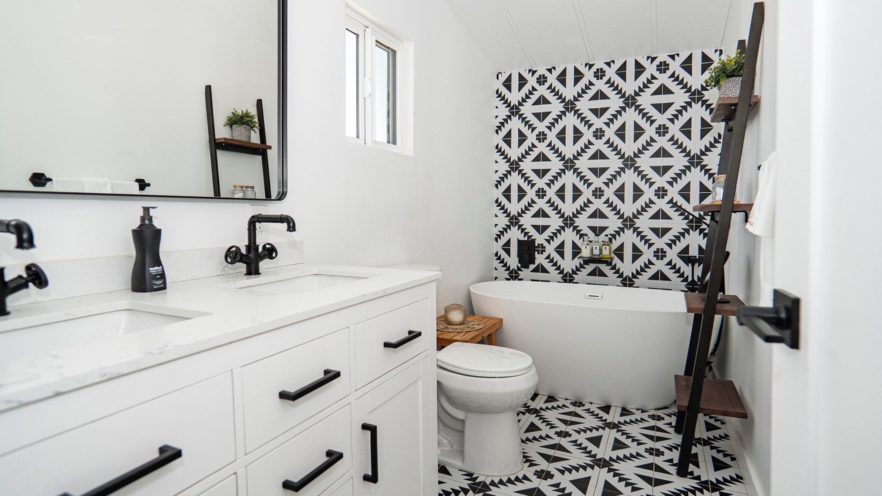 Photo of Bathroom in Pioneertown