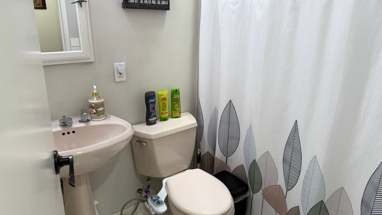 Photo of Bathroom in Huntington Beach
