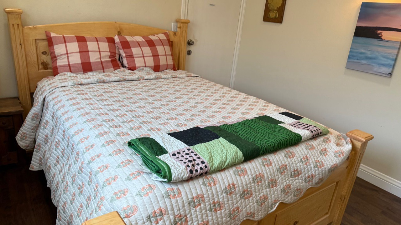 Photo of Bedroom in Huntington Beach