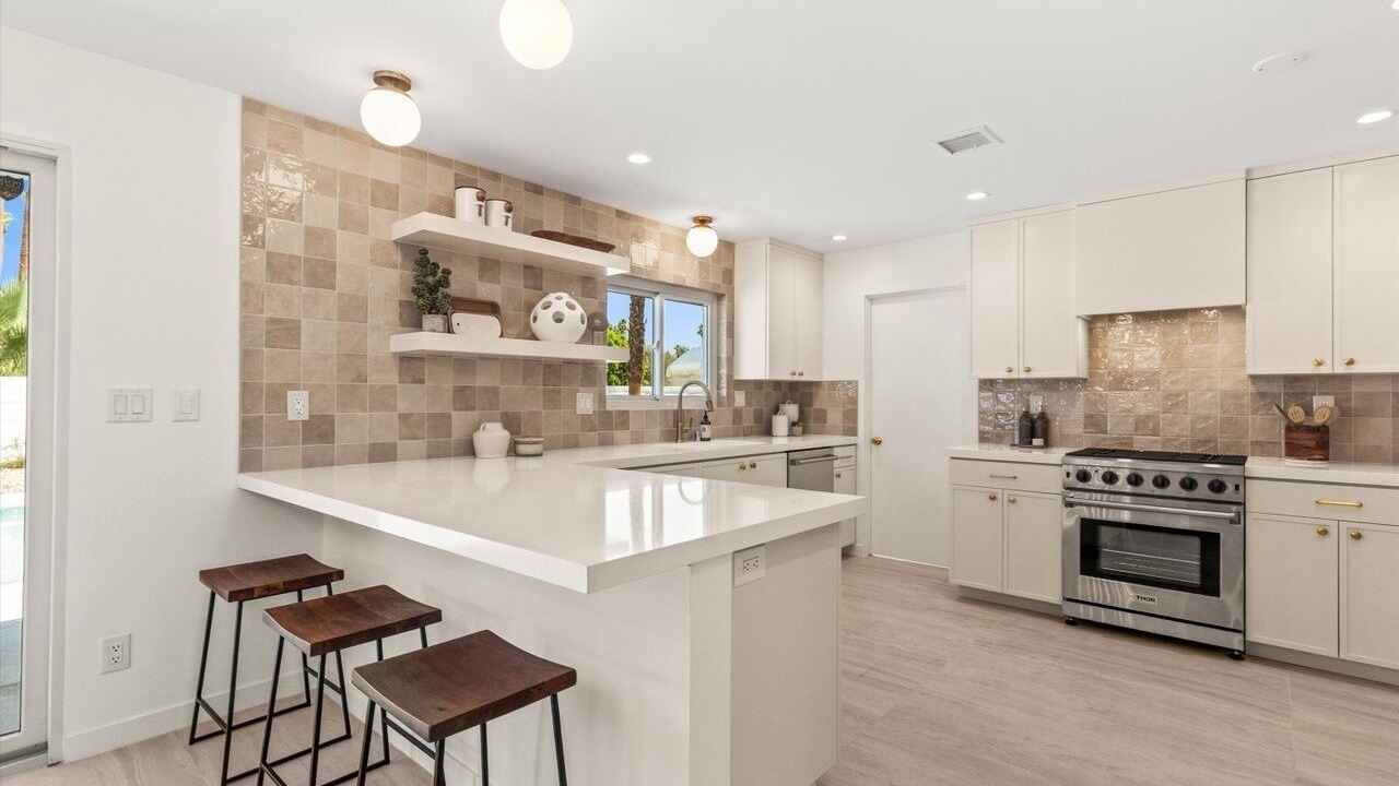 Photo of Kitchen in Sunrise Vista Chino
