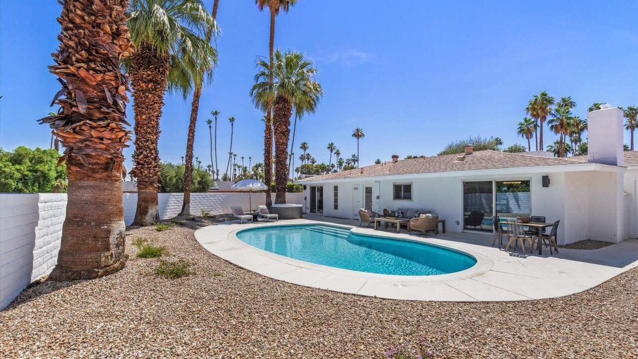 Photo of Outdoor in Sunrise Vista Chino